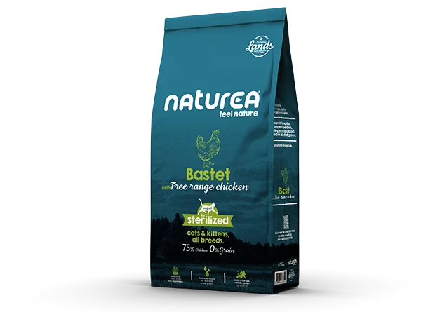 Naturea: Lands - Bastet - Free Range Chicken, Cats & kittens all breeds